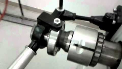 Stuck lathe chuck removal