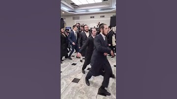 Thumbnail of Jewish Wedding Dance Battle!