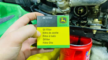 Kolik oleje potřebuje motor John Deere x475?
