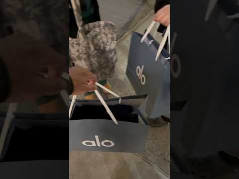 Come With Us To Shop At Alo Trendingshorts Tiktok Alo Clothing Shoppingvlog Fyp 