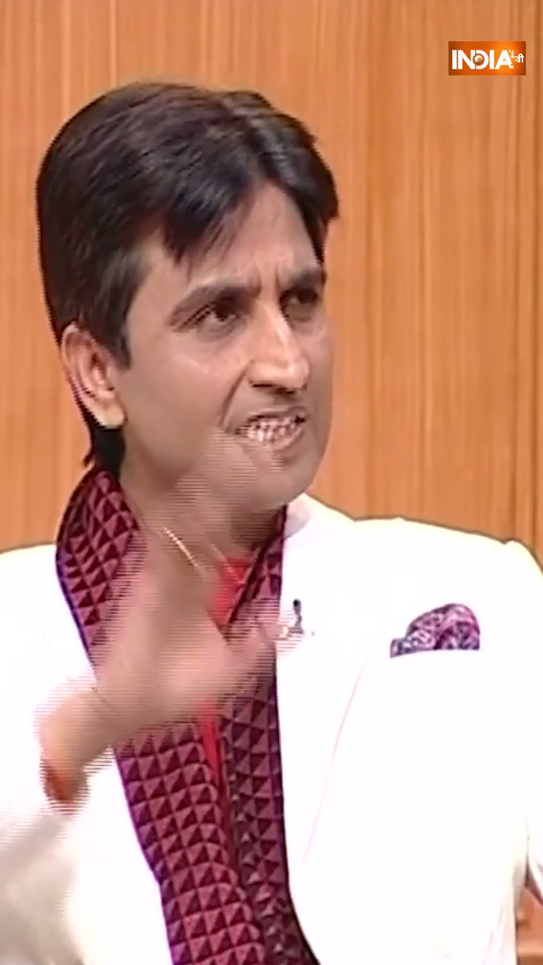 EVM में गड़बड़ी और #arvindkejriwal के इल्जामों पर #kumarvishwas ने कही बड़ी बात #delhielection2025