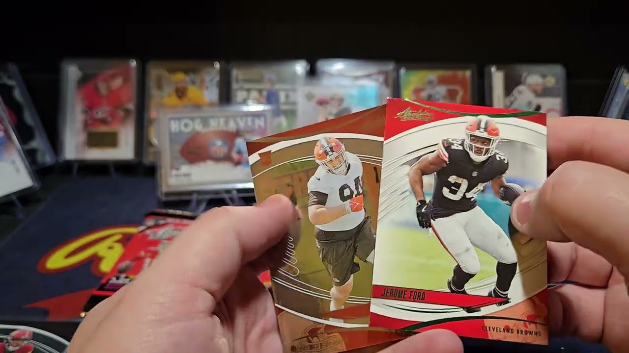 Скучаете по футболу?? Не волнуйтесь, у нас еще есть открытки, которые нужно открыть!!!