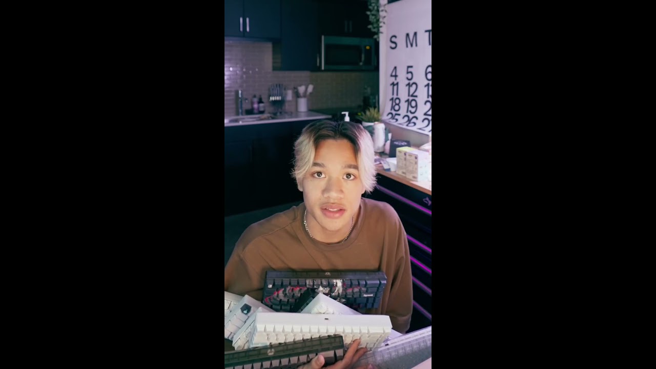 GIVING AWAY 100 KEYBOARDS 