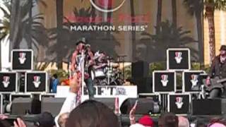 Celebrity Bret Michaels - Fallen Angel - (Poison) Las Vegas Rock N Roll Marathon 12-5-10 Profile