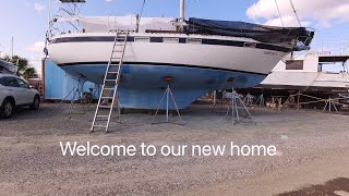 S1E1: BOAT TOUR! Come see our “new” 43 year old home