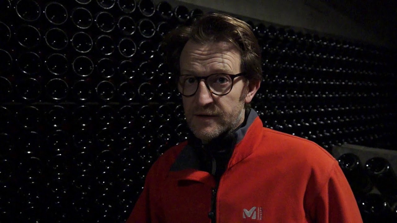 Remuage et dégorgement en champagne