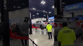 Nissan GT-R R35 FALLS From Display Machine 😱| GT-R R35 Display FAIL | Car Drops at Event 😳