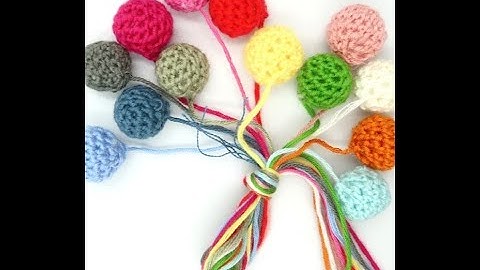 Crochet button tutorial quick and easy for beginner /very easy crochet button in a few minutes!
