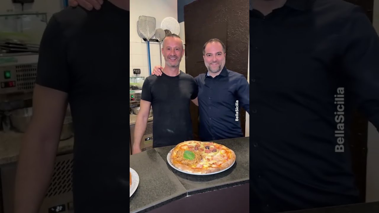 Tre pizze in una in Sicilia