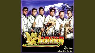 Video thumbnail of "Los Kjarkas - Pequeño Amor (2001 Remastered)"
