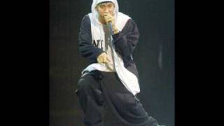 EMINEM-- MONTAGE OF TRACKS !!