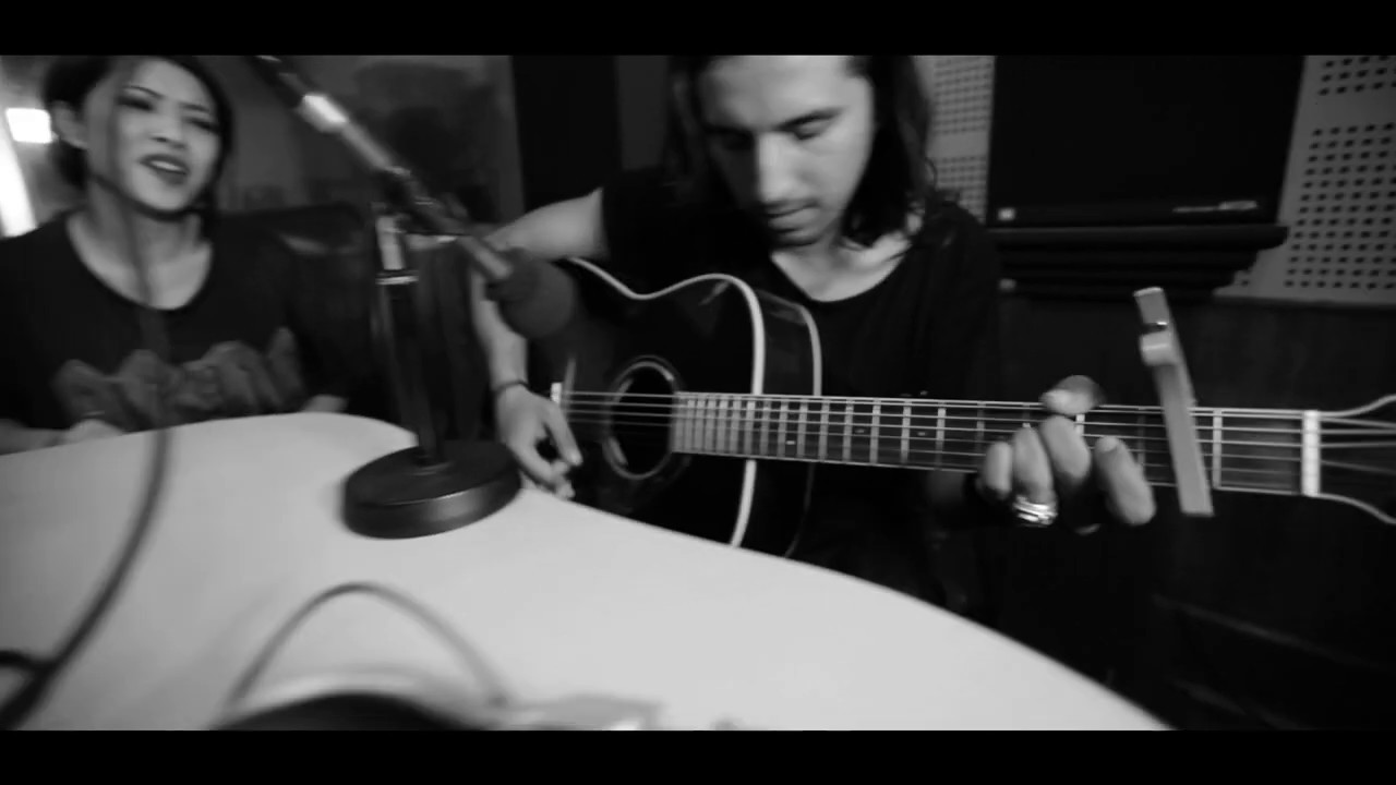 HARAEKO - THE ACT ( Acoustic live) (Avishek KC , Suzeena Shrestha )