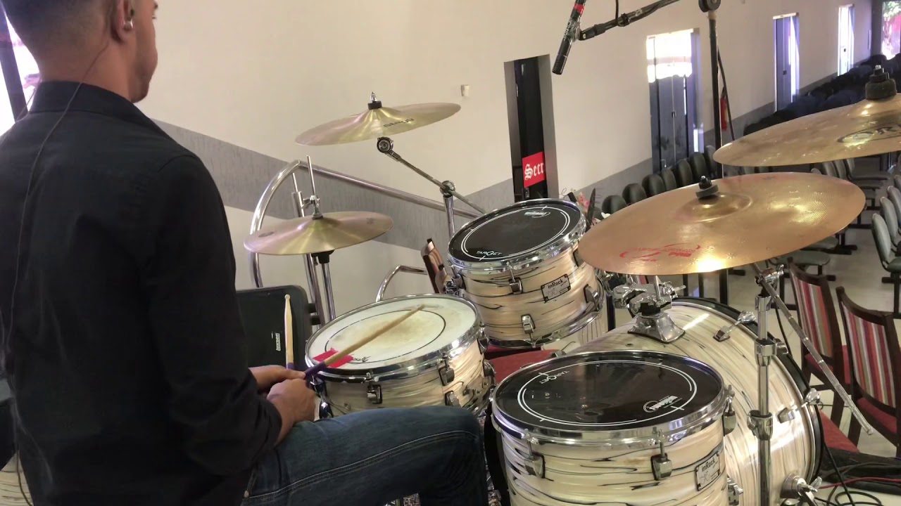 Drum Cover Praise Groove - Kim Burrell/ Matheus Brito.