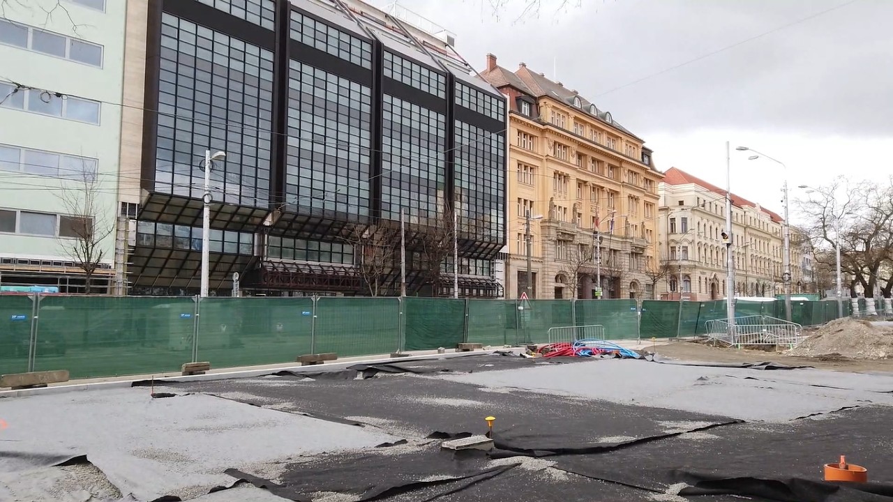 Rozkopané centrum Bratislavy (Námestie SNP, Kollárovo námestie) Február 2026