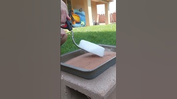 What Happens If You Put Dry Ice On Desert Sand #shorts