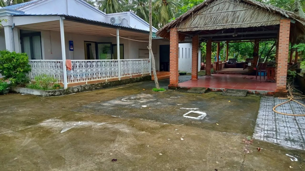 TẬP 4409:Nhà Vườn Đẹp Có 300M2 Thổ Cư,Có Vườn Trái Cây,Ao Nuôi Cá (3,300M2)