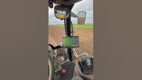 FieldBee Tractor GPS Navigation and Auto Steering Systems   #farming  #precisionfarming
