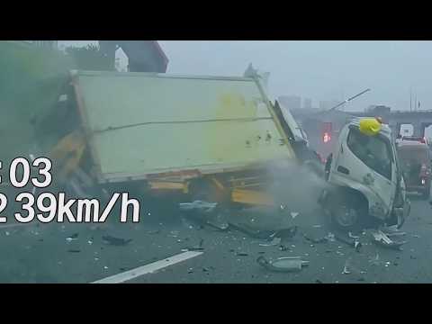 [Car Accident Video] Safe distance is nonsense (2026.08.19 National Highway No. 1, Yangmei)