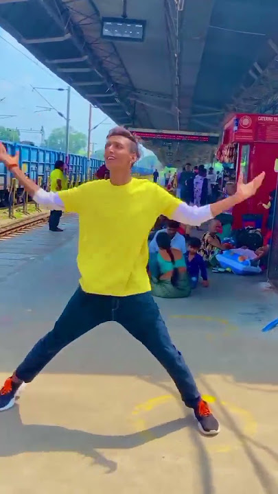 Lagan lagi | salman khan, Bhoomika chawala |  Sukhwinder Singh | Tere naam | Mrs dance school
