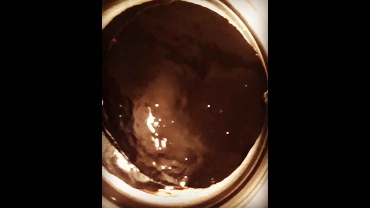 Şokoladli qlazurun hazirlanmasi. Çikolatalı sos.