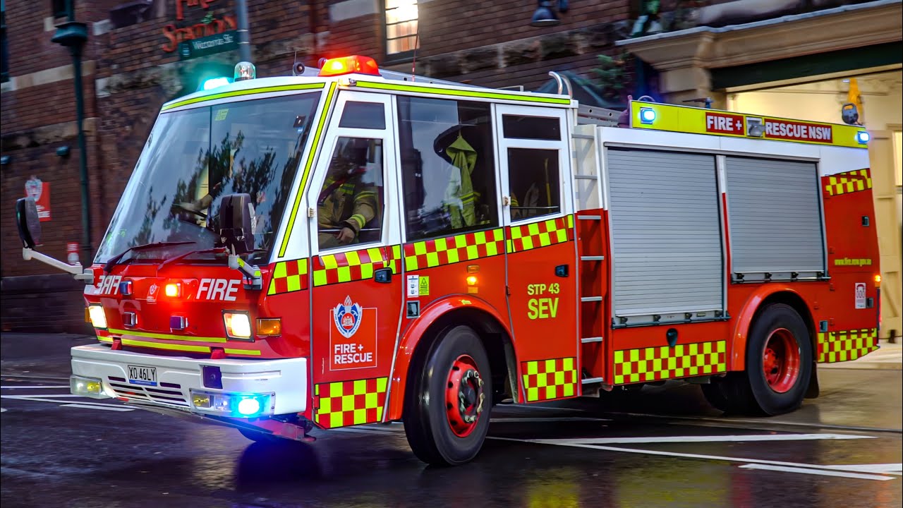 ⁴ᴷ *25yo SPARE FIRETRUCK !* [FRNSW] (SEV STP43) as Pump 4 turnout to an ...
