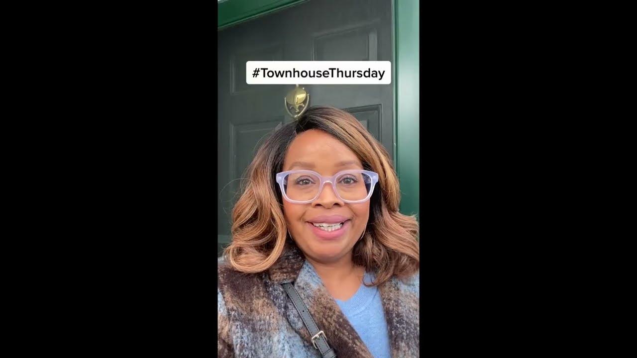 TownhouseThursday Townhouse Tour at The Pointe at Galloping Hill in