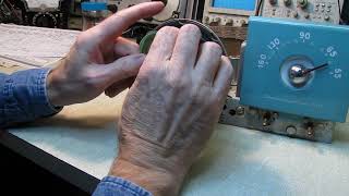 DON'T PLUG IN THAT OLD RADIO - EMMERSON MODEL 505 AC DC BATTERY PART 2