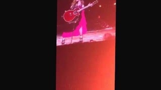 MADONNAS ROCCO break down on stage longer version FLODUBSMASHES