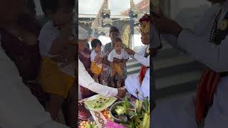 upacara potong rambut