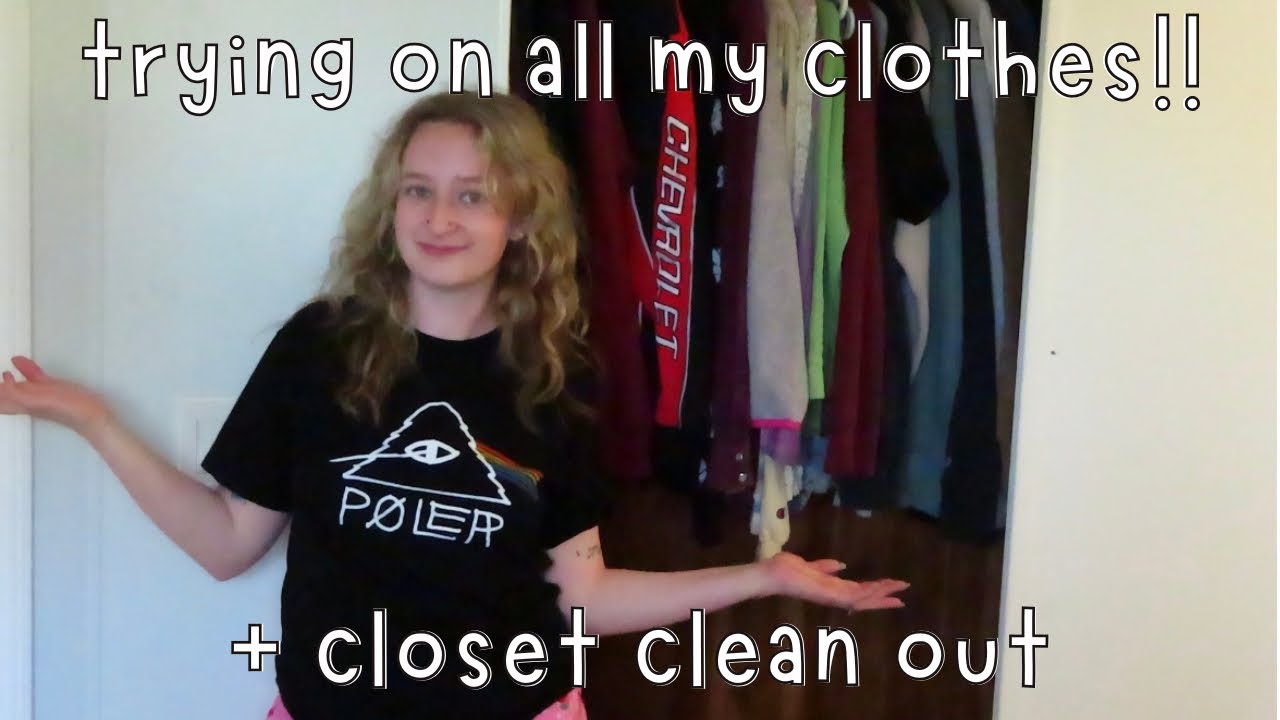 trying on all my clothes + declutter with me! | part one: my closet ...