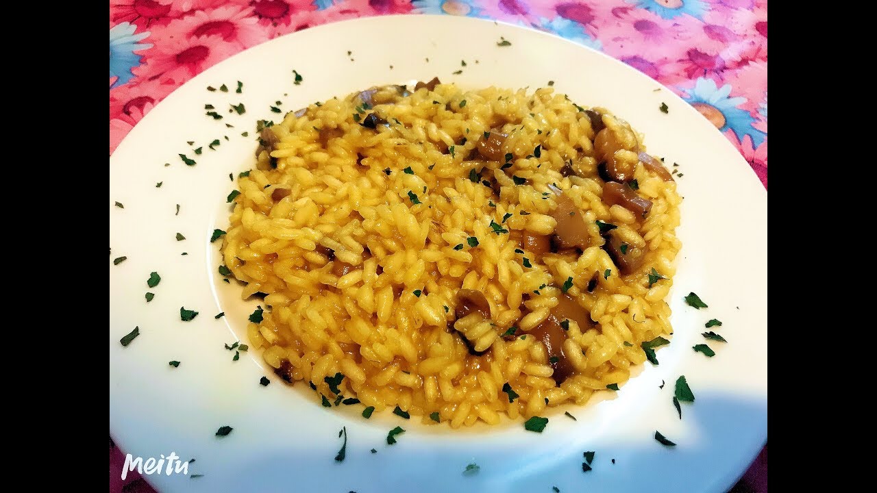 Giallo Zafferano Risotto Ai Funghi