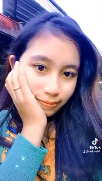 VIDEO SEORANG WANITA YANG CANTIK STORY WHATSAPP 30 DETIK BUKAN VIDEO BOKEP