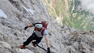 Terrifying climb up Tofana di Rozes (Dolomites) - Via Ferrata Giovanni Lipella