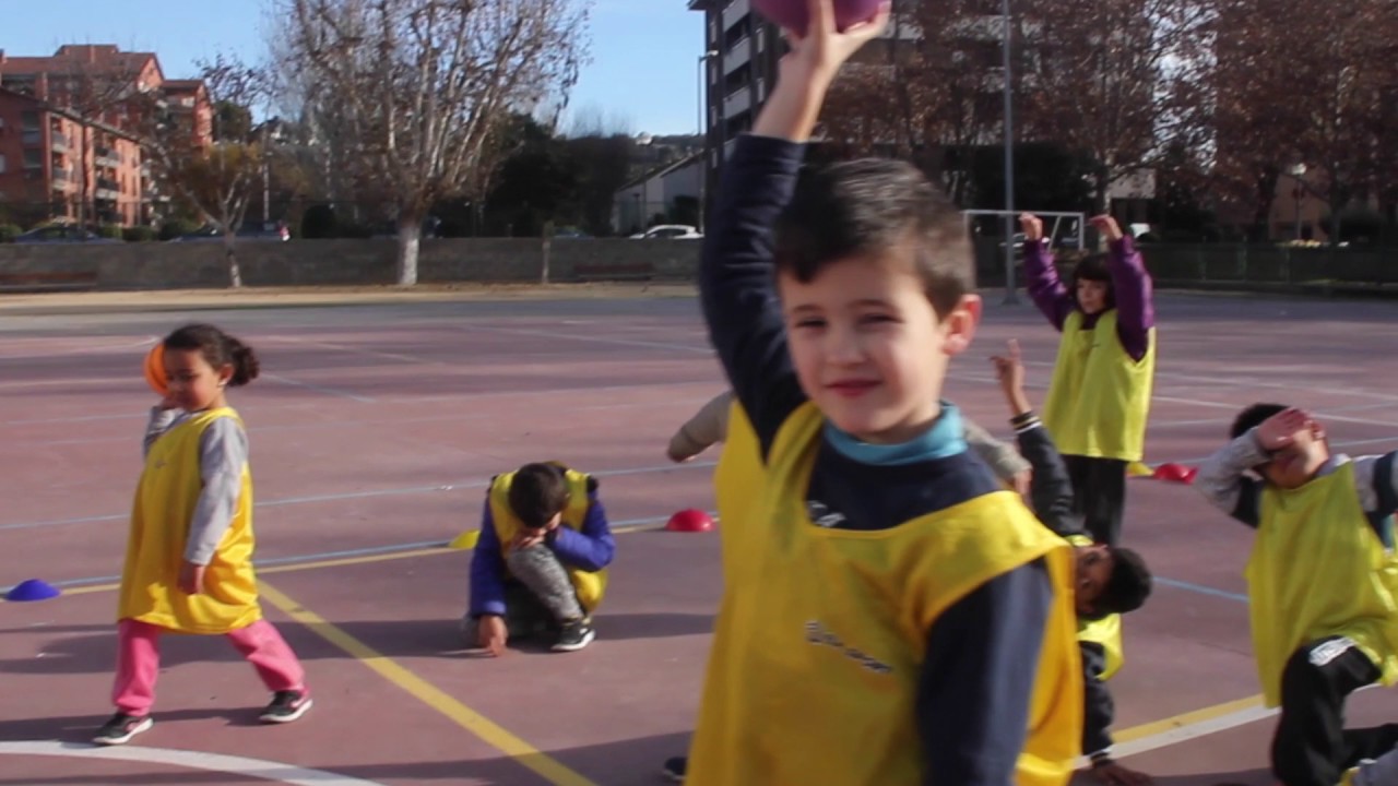 Mega mannequin challenge - Felicitación Navideña 2016
