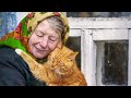 Мошенники наведались к одинокой старушке, но их план разрушила кошка!