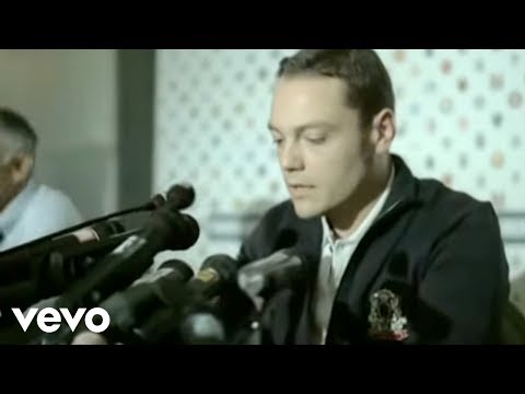 Tiziano Ferro - A Mi Edad