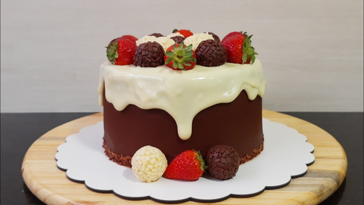 BOLO CHOCOLATUDO- cobertura de ganache com chocolate nobre e como recuperar ganache que talhou