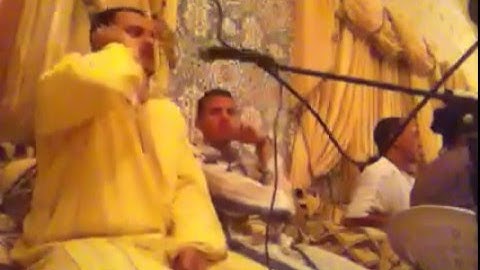 مقطع رائع للقارئ المغربي معاذ عسال