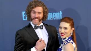 Critics Choice Awards Fashion 2016 Arrivals: Jeffrey Tambor, T.J. Miller, Judd Apatow | ScreenSlam
