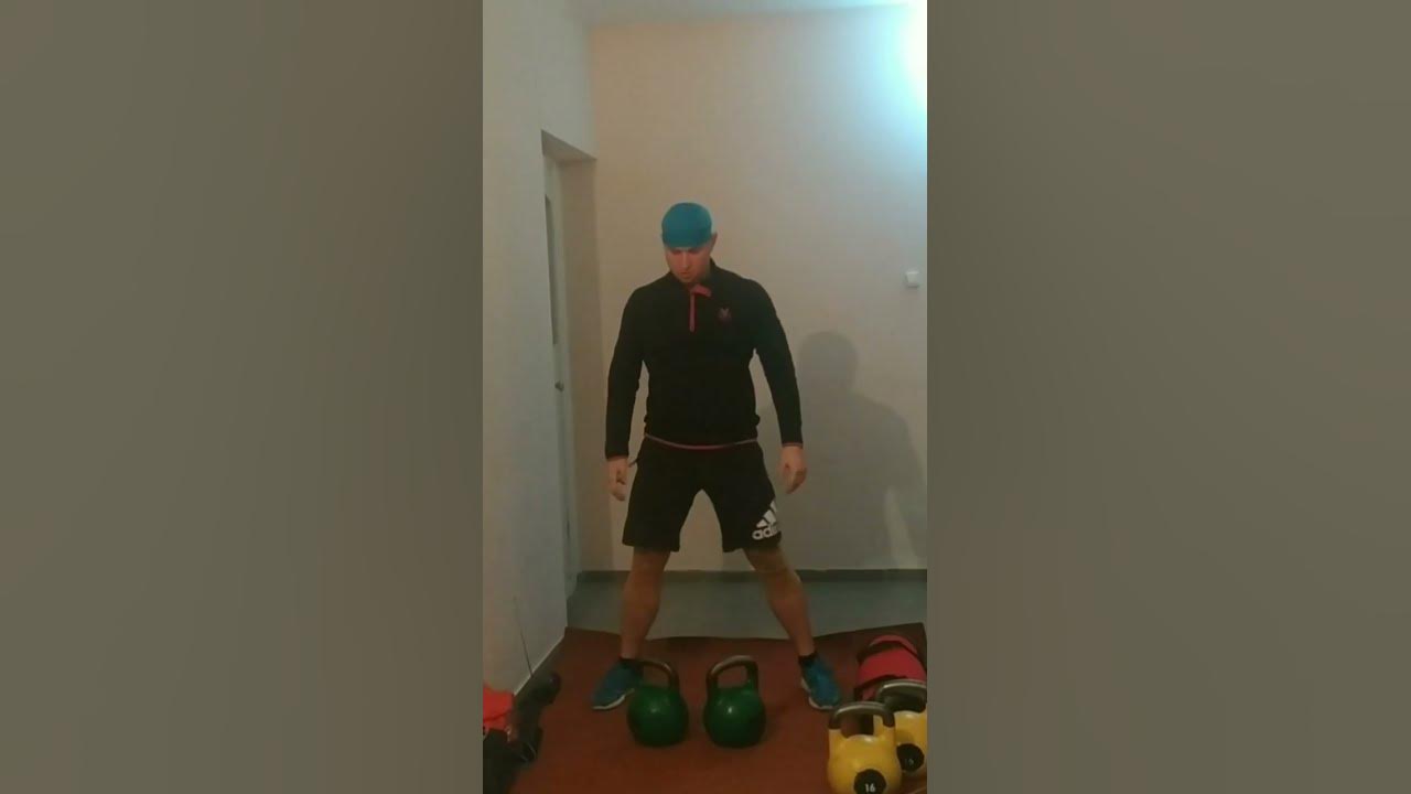 Кентавр с гирей