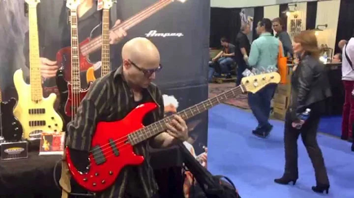One-Armed Bassist (Bill Clements)