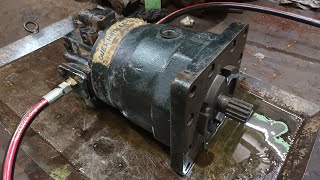 Testing Dynapower Model 120 Axial Piston Hydraulic Motor Shaft Rotation at 1200 psi by Hydro Marine Power 2,624 views 1 year ago 2 minutes, 4 seconds