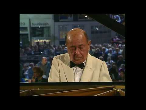 Shura Cherkassky live in Amsterdam - Lully, Chopin, Hofmann, Liszt, Morton Gould, Mussorgsky (1992)