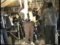 Evo kako gazda DIS-a svira harmoniku (VIDEO)