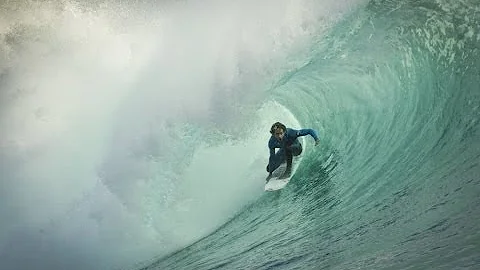 The heaviest surf moments at Mavericks 2014