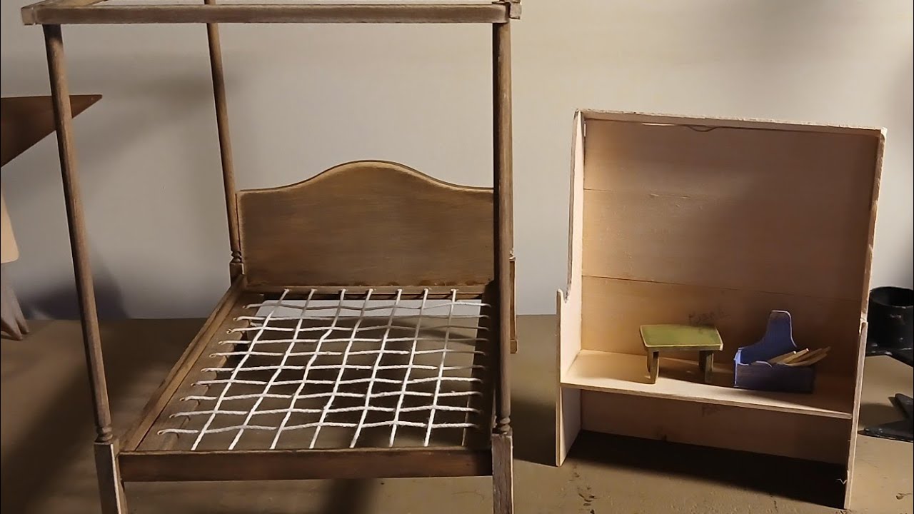 Colonial miniatures: Canopy rope bed, mini step stool and candle box ...