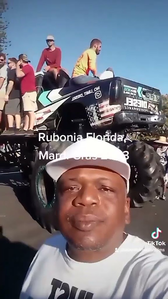 rubonia mardi gras parade 2025