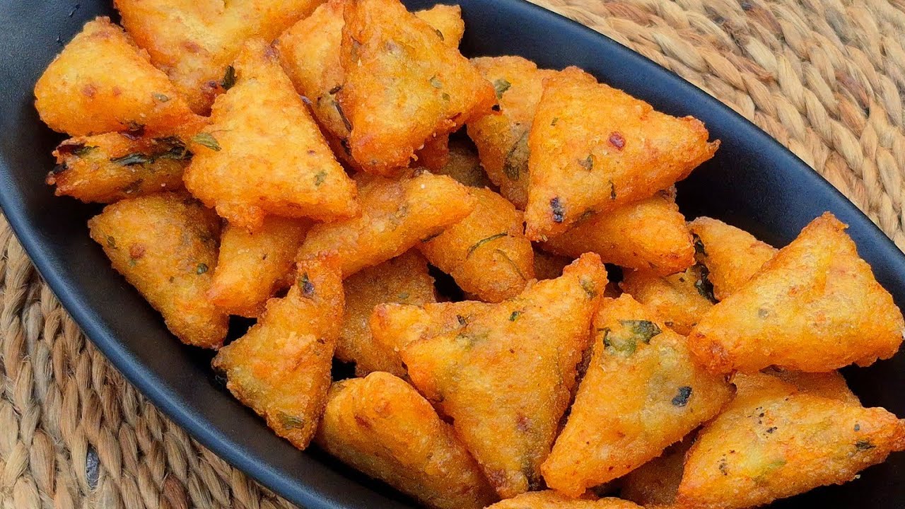 Bread ka easy tasty nashta || Easy tasty snacks recipe with bread 🍞 😋 