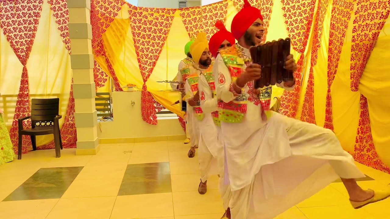 A one malwai gidha Badhni Kalan moga contact.9814667816..9914667816