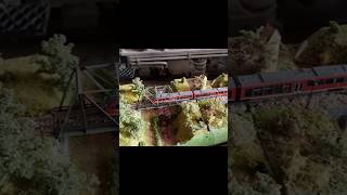 Die Erzgebirgsbahn in Model, ein Triebwagen der Baureihe 640 in Spur N